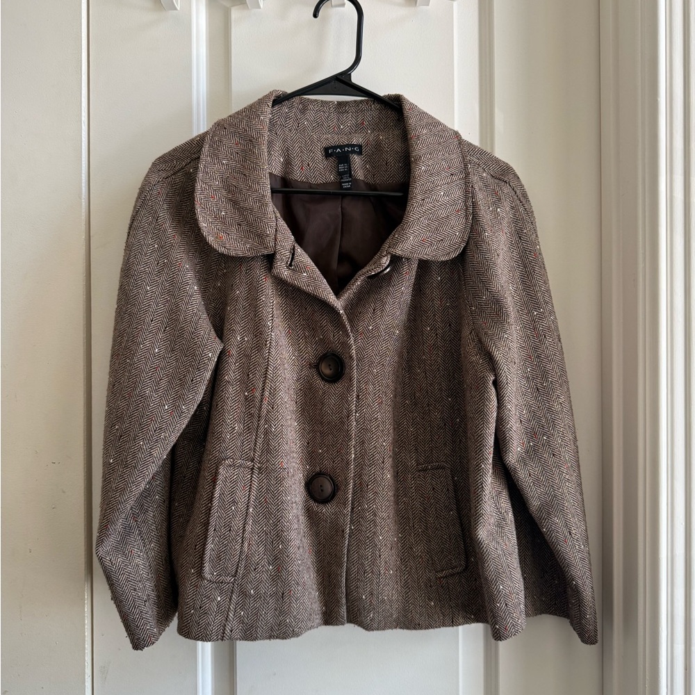 FANG Brown Tweed Rounded-Collar Button Jacket